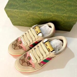 Gucci Sneakers Pallet for Sale – 100 Pairs Mixed Styles & Sizes | Bulk Luxury Footwear