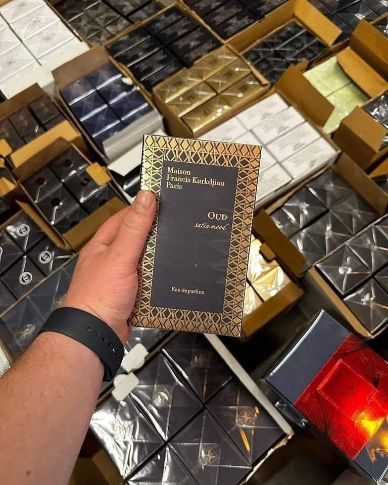 Authentic Perfume Pallet liquidation | Premium mixed Perfumes Pallets liquidation – Bild 7