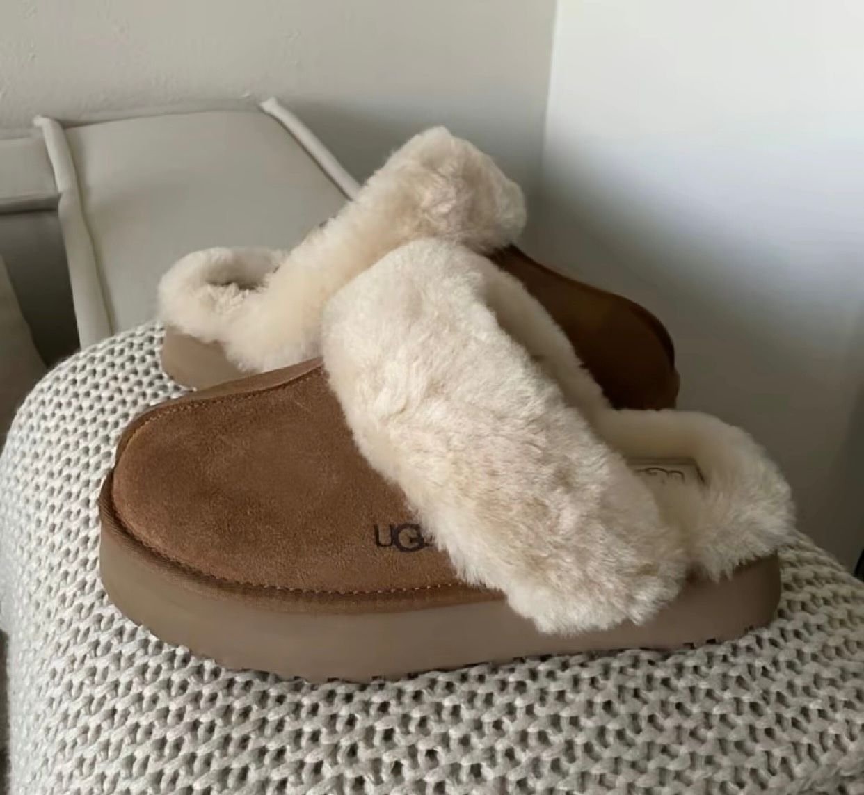 Mixed UGG Shoes Pallet liquidation – Bild 12