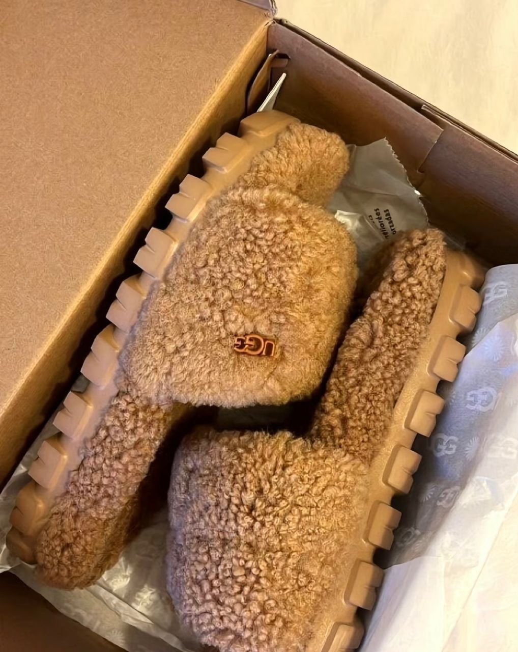 Mixed UGG Shoes Pallet liquidation – Bild 15